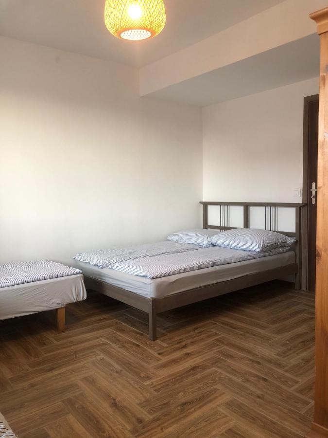 Pokoje Goscinne U Znajomej Ujście-Darłowskie 外观 照片